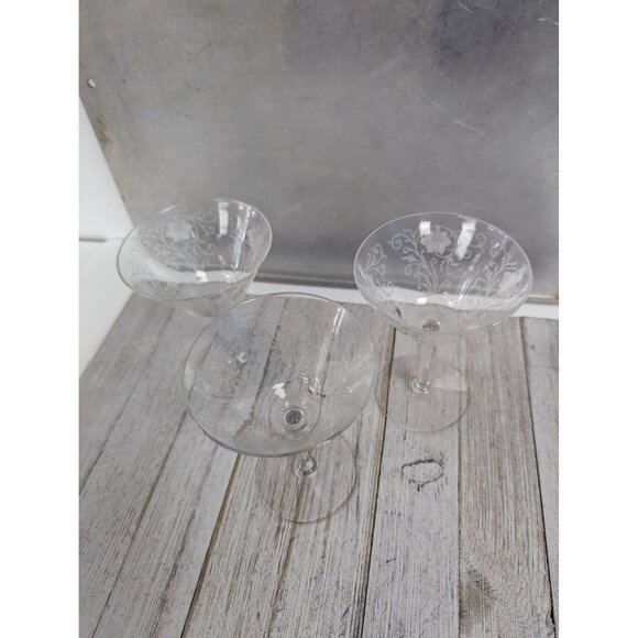 Vintage Etched Champagne Glasses Set 3 Fostoria Woodland Circa 1922 Tall Sherbet - Picture 5 of 5